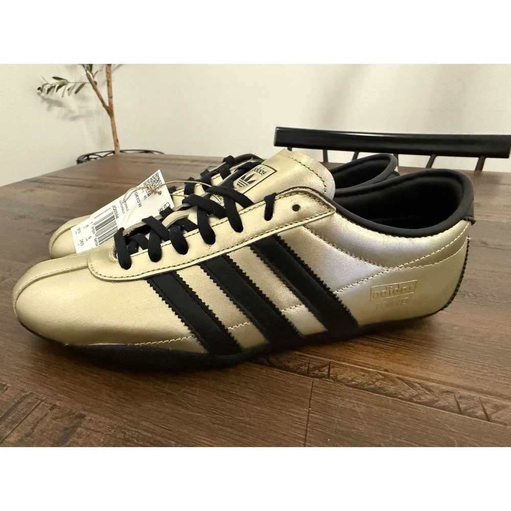 adidas Tokyo W Gold Black Lace Low Top Athletic Sneakers Synthetic Outsole 9.5
